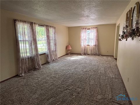 Tiny photo for 202 Wilson Street, Defiance, OH 43512 (MLS # 6136467)