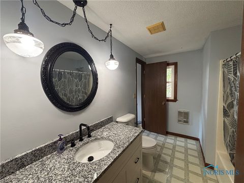 Tiny photo for 202 Wilson Street, Defiance, OH 43512 (MLS # 6136467)