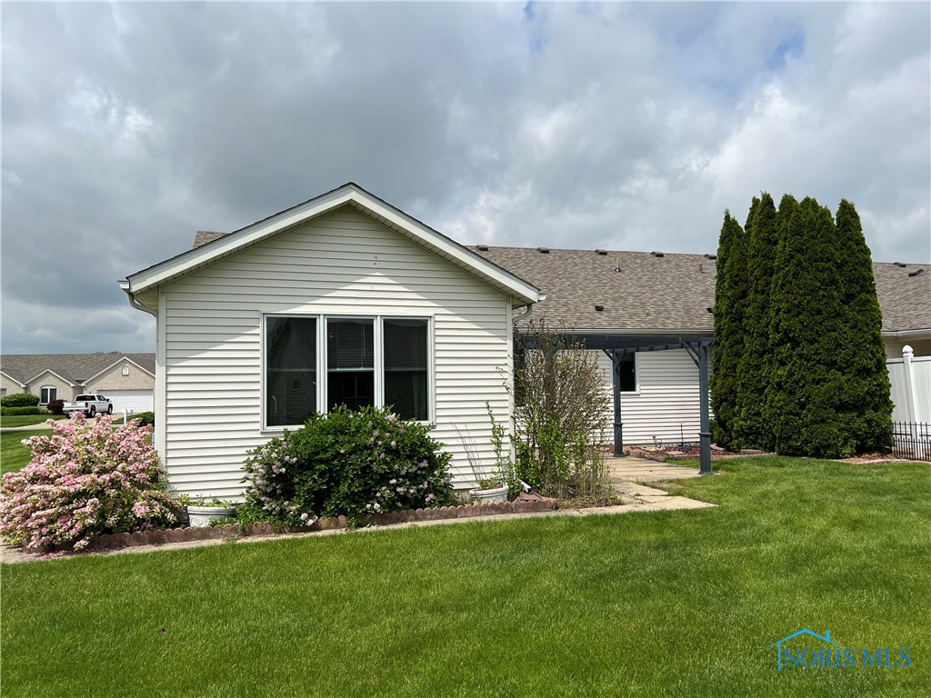 4435 E Clearwater Drive, Maumee, Ohio image 32