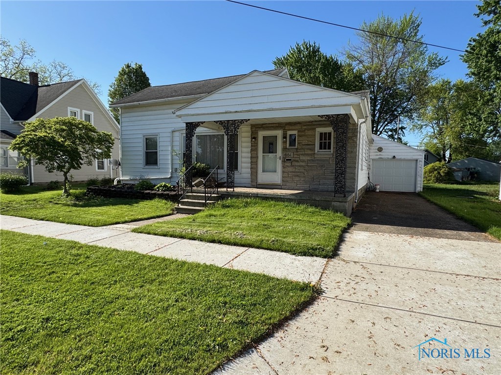 651 Park Street, Napoleon, Ohio image 2