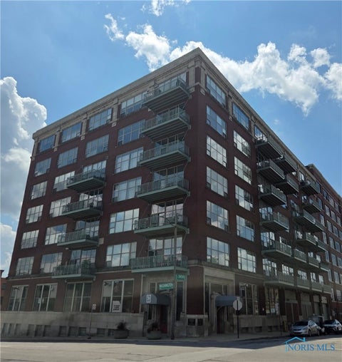 Photo for 745 Washington Street 503
