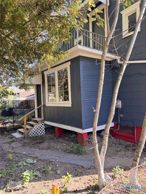 Tiny photo for 936 Orchard Street, Toledo, OH 43609 (MLS # 6136505)