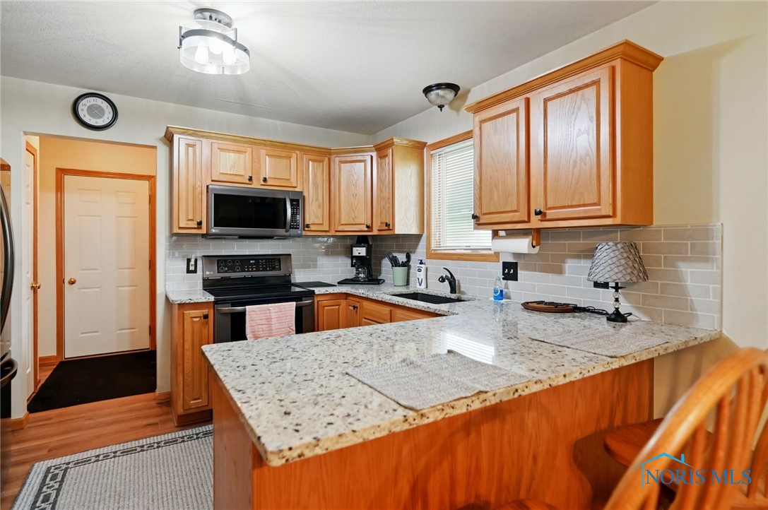 2310 Villa West Drive, Findlay, Ohio image 13