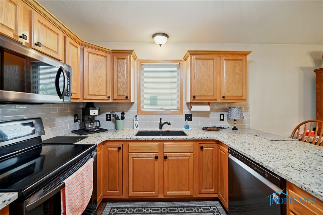 2310 Villa West Drive, Findlay, Ohio image 15