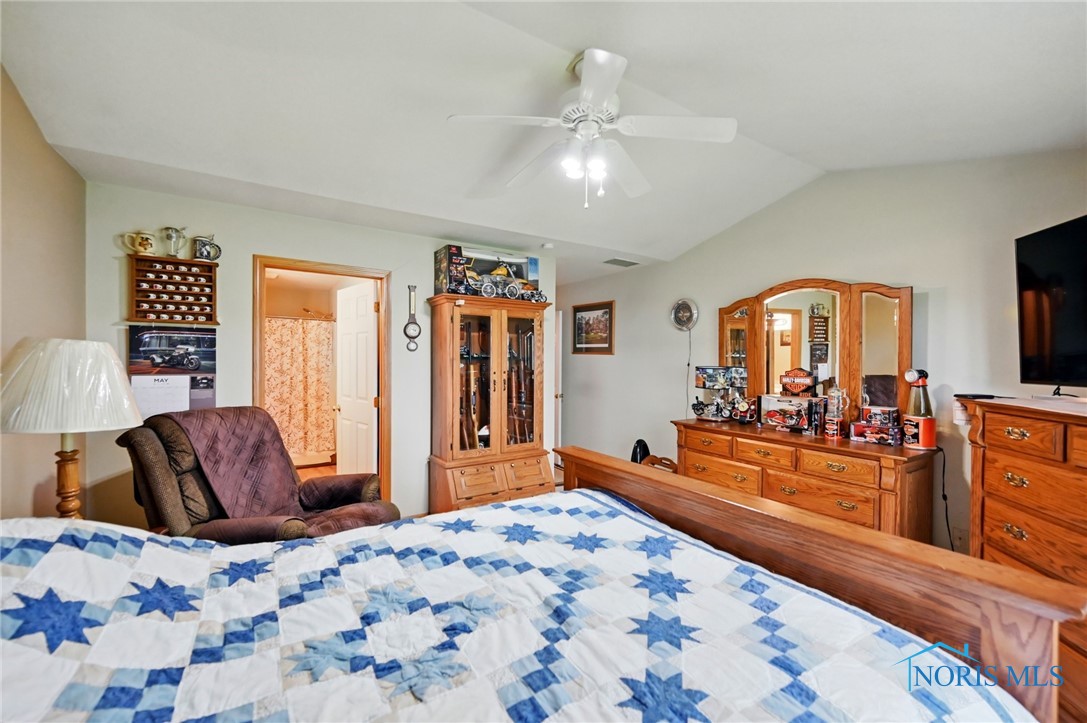 2310 Villa West Drive, Findlay, Ohio image 22