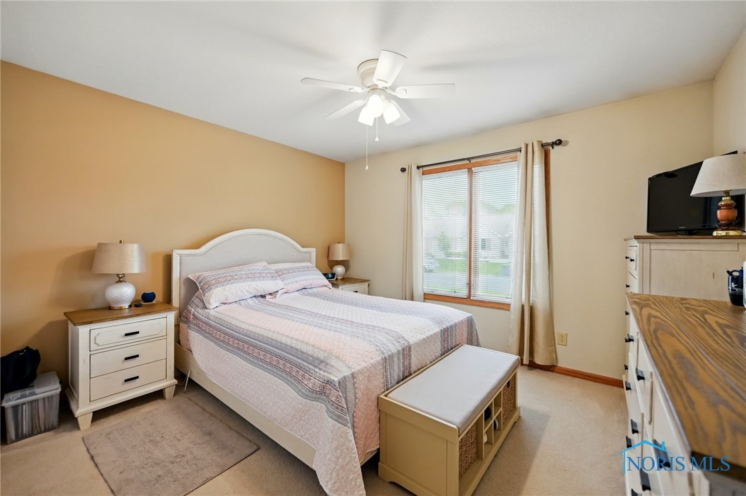 2310 Villa West Drive, Findlay, Ohio image 24
