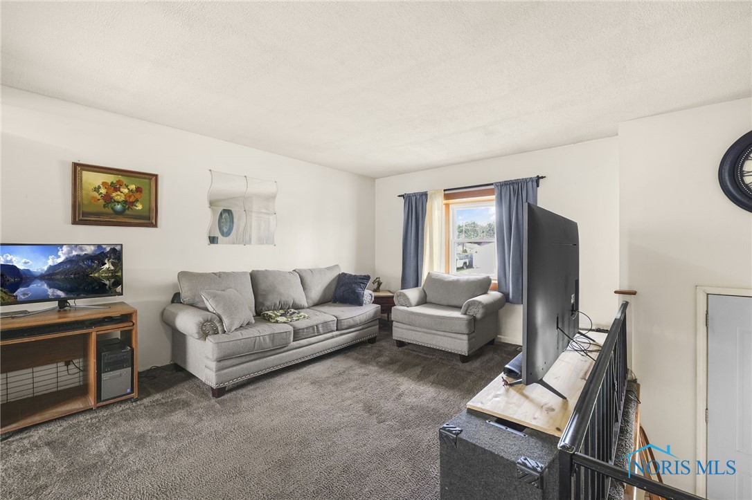 1025 Harmon Street, Findlay, Ohio image 4