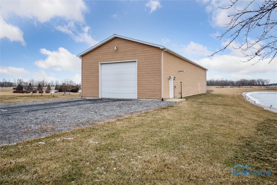 640 N Decant Road, Oregon, Ohio image 39