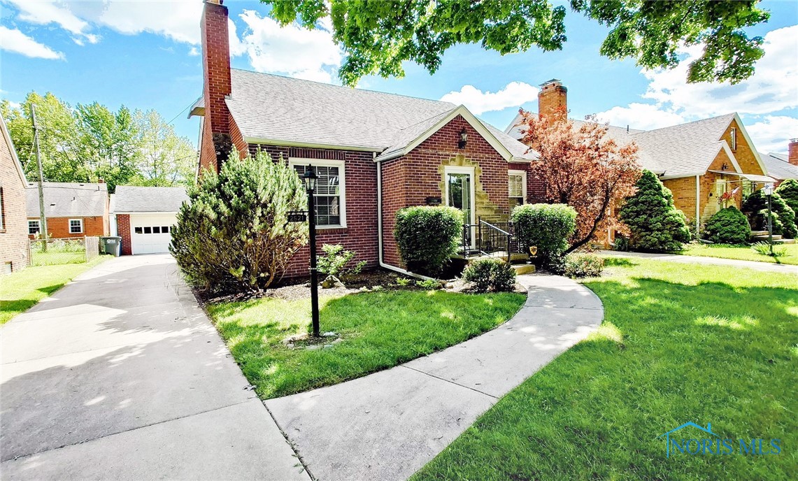 2621 Gloria Court, Toledo, Ohio image 2