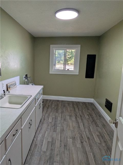 Tiny photo for 3667 County Road 1, Swanton, OH 43558 (MLS # 6135963)
