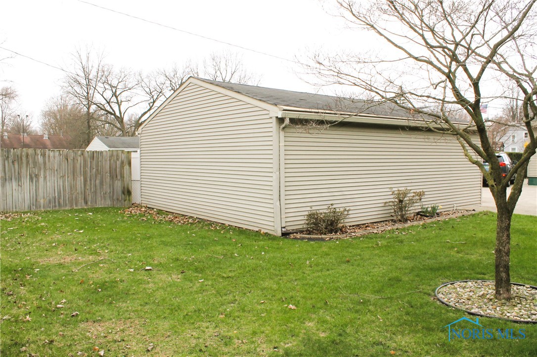 4009 Airedale Avenue, Toledo, Ohio image 8