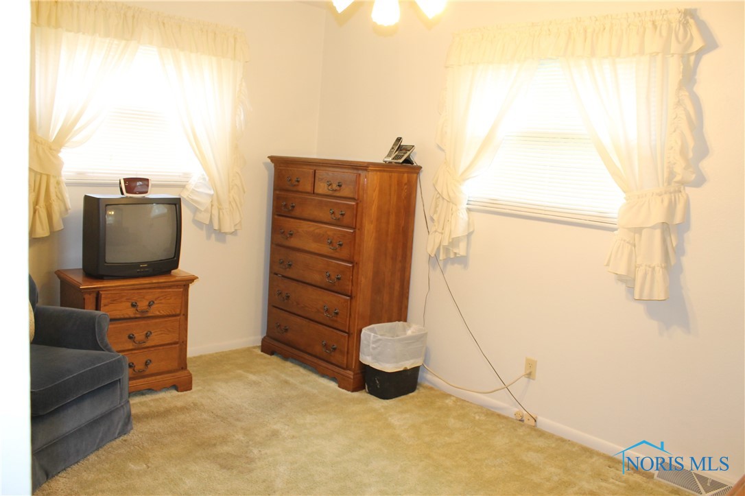 4009 Airedale Avenue, Toledo, Ohio image 19