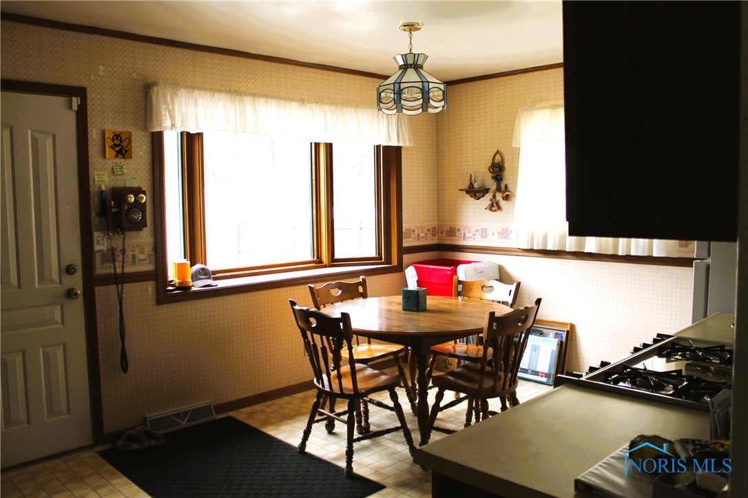 4009 Airedale Avenue, Toledo, Ohio image 16