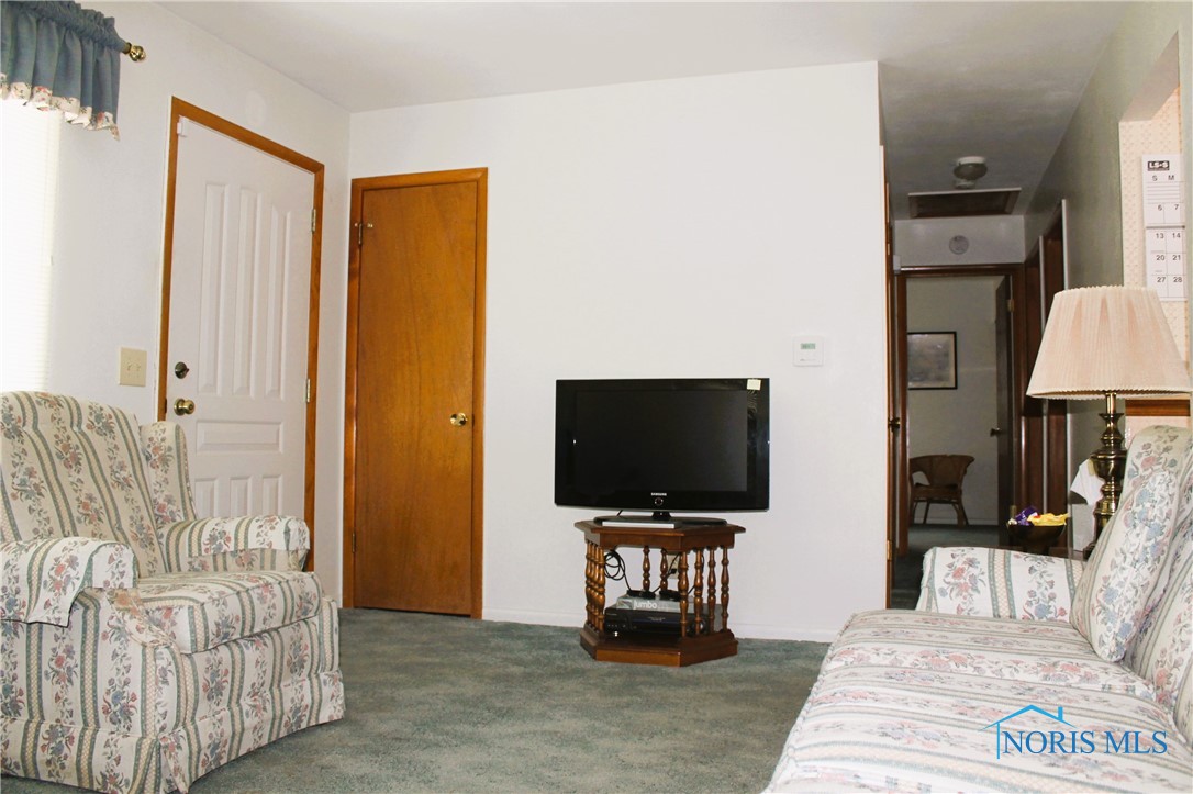 4009 Airedale Avenue, Toledo, Ohio image 12