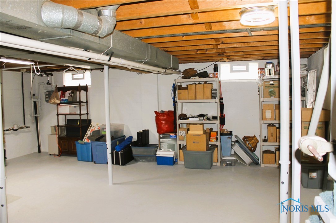 4009 Airedale Avenue, Toledo, Ohio image 24
