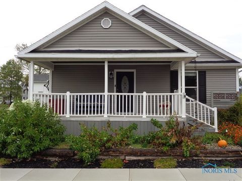 Photo of 717 E Second Street, Ottawa, OH 45875 (MLS # 6136152)
