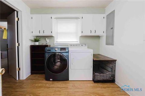 Tiny photo for 425 Rector Avenue, Findlay, OH 45840 (MLS # 6136586)