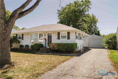 Tiny photo for 425 Rector Avenue, Findlay, OH 45840 (MLS # 6136586)