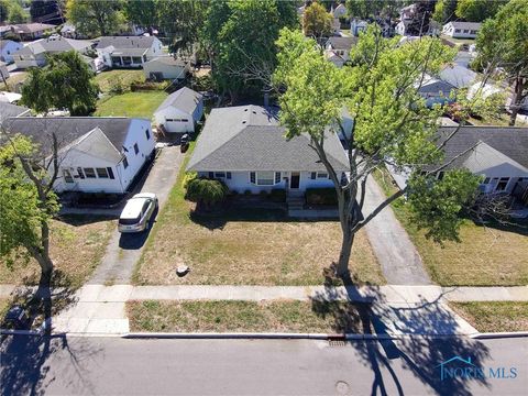Tiny photo for 425 Rector Avenue, Findlay, OH 45840 (MLS # 6136586)