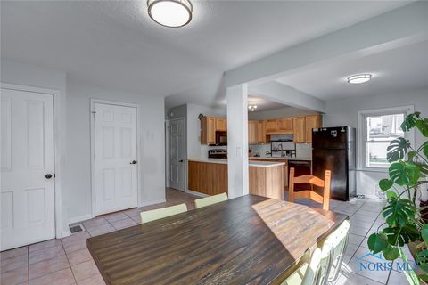 Tiny photo for 401 Portz Avenue, Findlay, OH 45840 (MLS # 6136986)