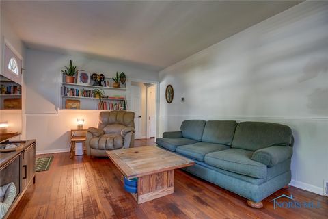 Tiny photo for 401 Portz Avenue, Findlay, OH 45840 (MLS # 6136986)