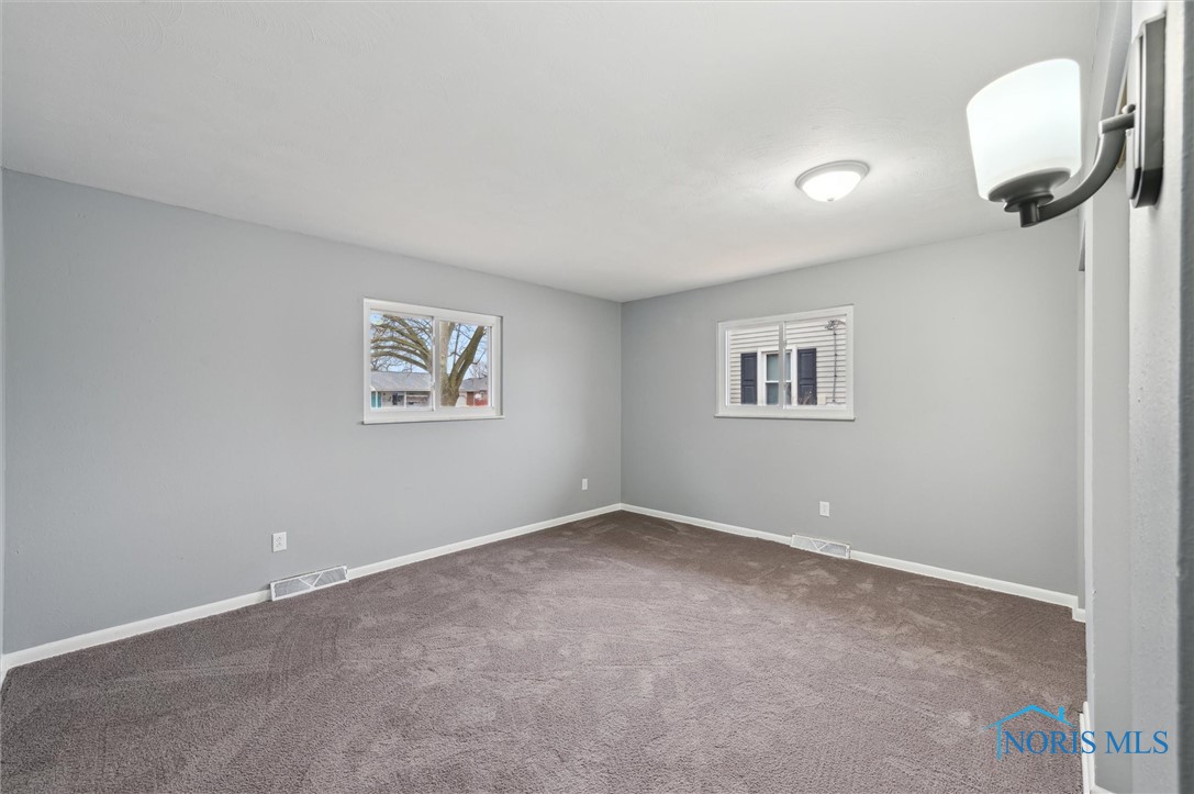1132 Lewis Street, Rossford, Ohio image 21