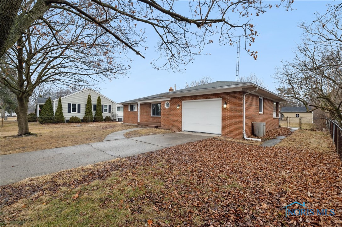 1132 Lewis Street, Rossford, Ohio image 5