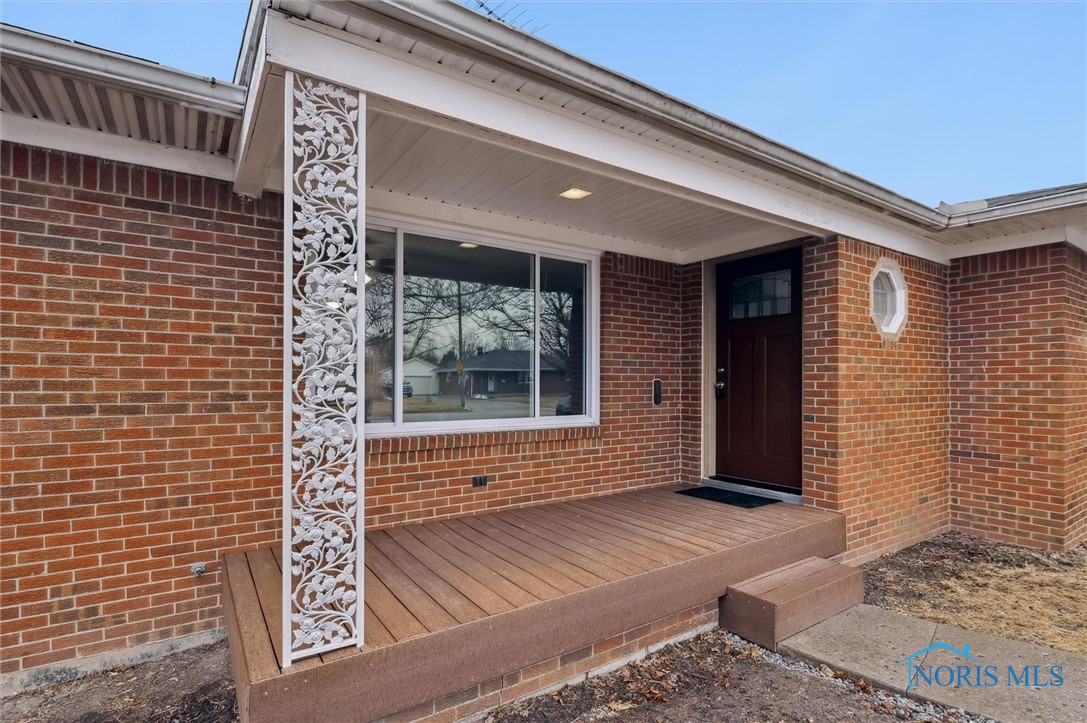1132 Lewis Street, Rossford, Ohio image 6