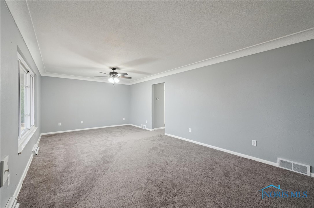 1132 Lewis Street, Rossford, Ohio image 10