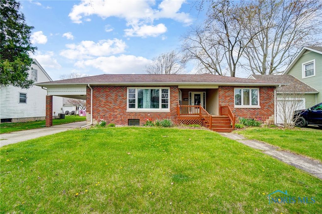 1045 Highland Avenue, Napoleon, OH 43545, MLS 6114130 Howard Hanna