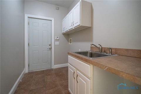 Tiny photo for 7936 Rockridge Drive, Maumee, OH 43537 (MLS # 6136044)