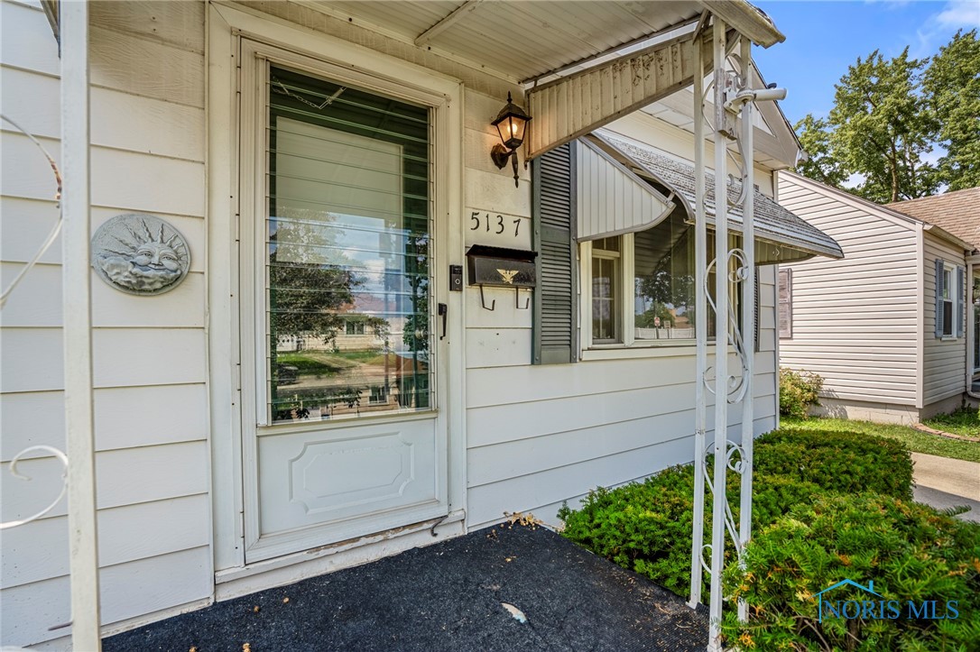 5137 Homeside Avenue