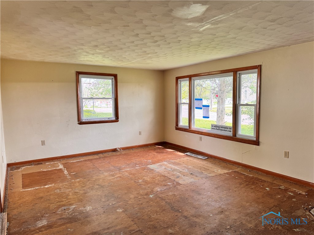 418 E Baldwin Avenue, Paulding, Ohio image 5