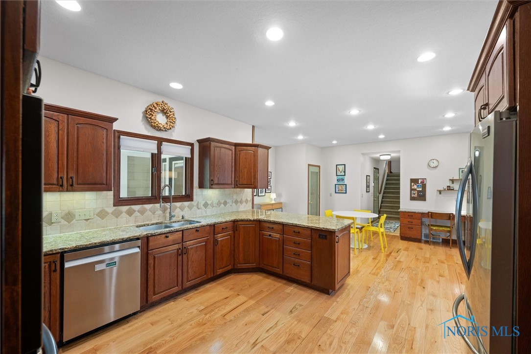 3305 Strayer Road, Maumee, Ohio image 8