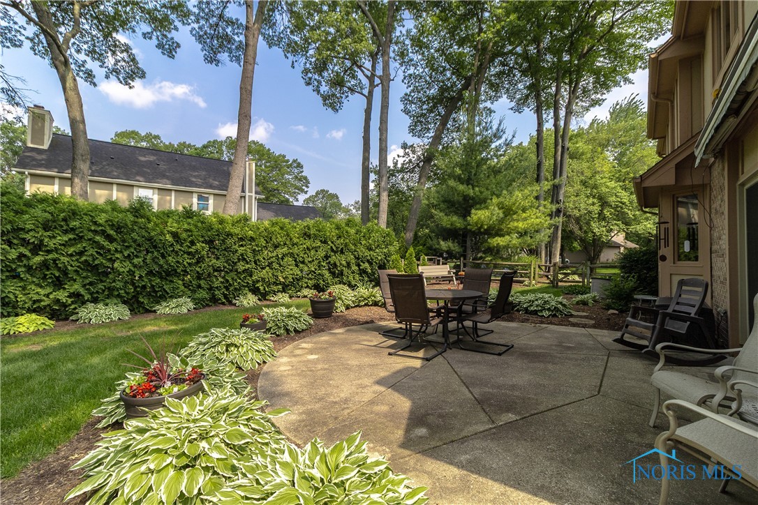 2439 Notting Hill Road, Toledo, Ohio image 41