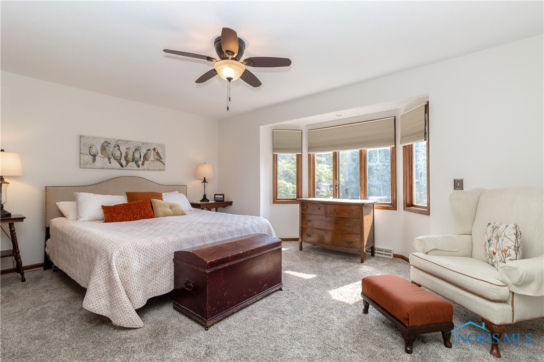 2439 Notting Hill Road, Toledo, Ohio image 33