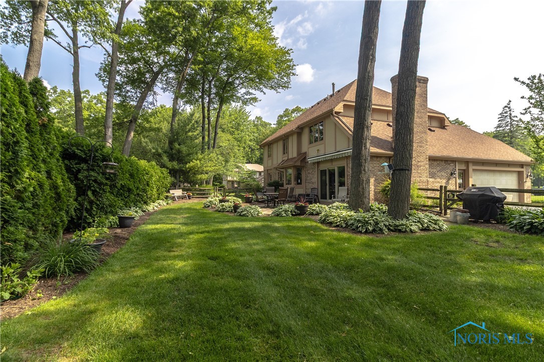 2439 Notting Hill Road, Toledo, Ohio image 38