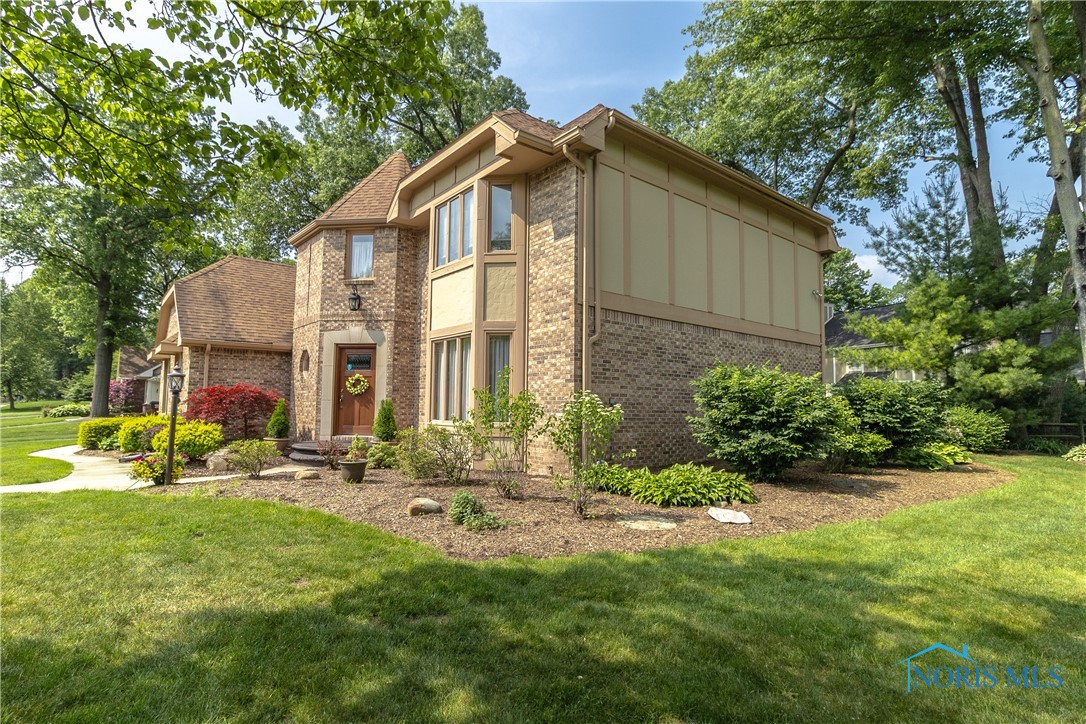2439 Notting Hill Road, Toledo, Ohio image 2