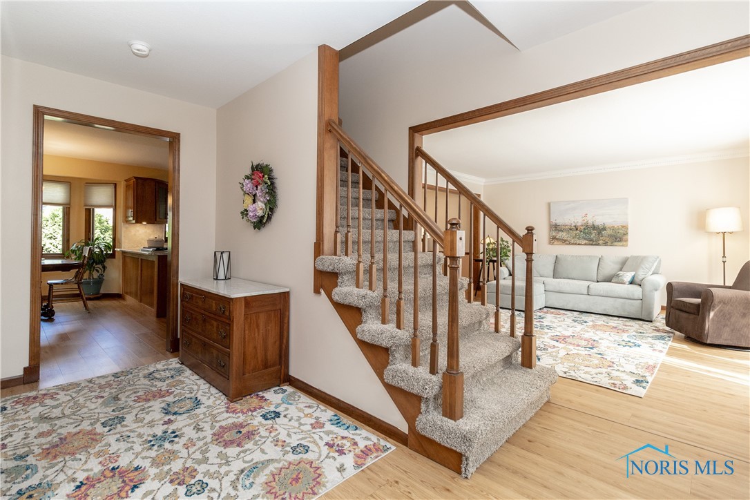 2439 Notting Hill Road, Toledo, Ohio image 5