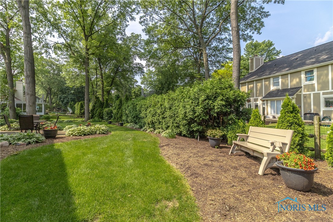 2439 Notting Hill Road, Toledo, Ohio image 43