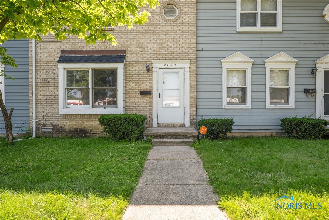 View Toledo, OH 43620 house