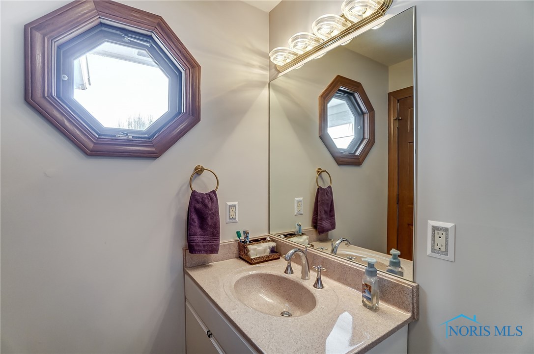 3364 Swan Ridge Lane, Maumee, Ohio image 33