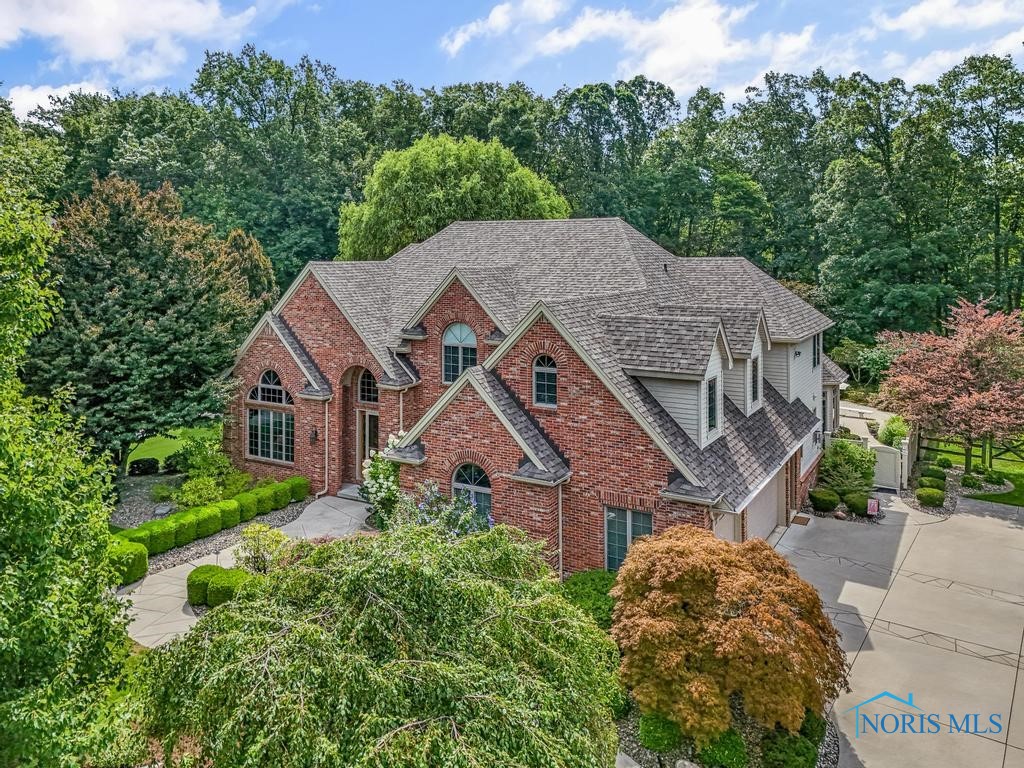 7635 Chestnut Ridge