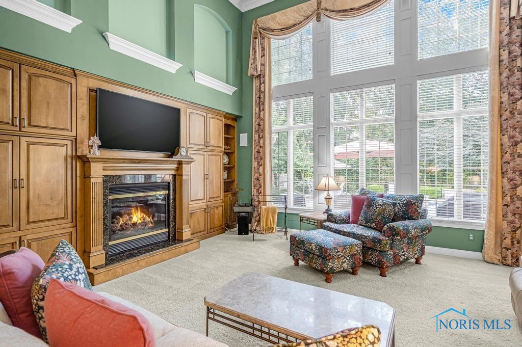 7635 Chestnut Ridge