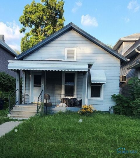 Photo of 549 Spencer Street, Toledo, OH 43609 (MLS # 6136414)