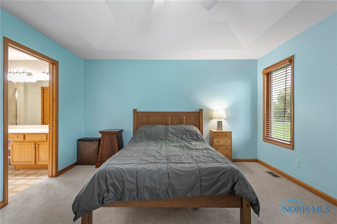 2512 Villa West Drive, Findlay, Ohio image 11