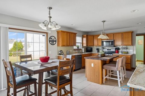 Tiny photo for 26395 Carronade Drive, Perrysburg, OH 43551 (MLS # 6136233)
