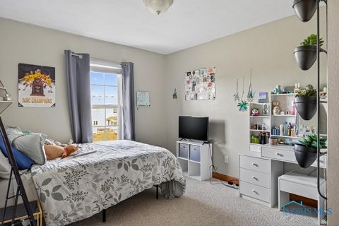 Tiny photo for 26395 Carronade Drive, Perrysburg, OH 43551 (MLS # 6136233)