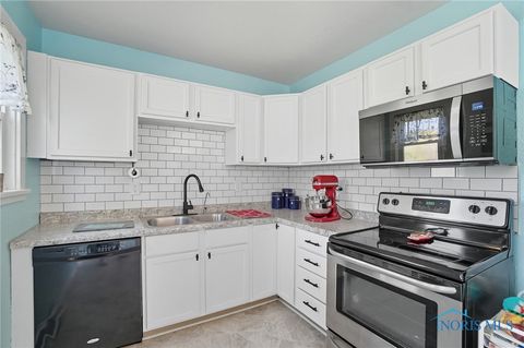 Tiny photo for 8808 Jeffers Road, Grand Rapids, OH 43522 (MLS # 6136140)