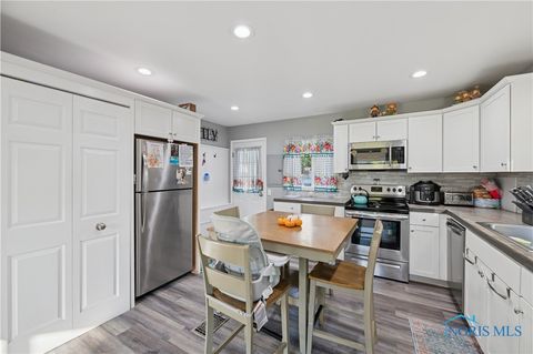 Tiny photo for 1810 Birdie Drive, Toledo, OH 43615 (MLS # 6136993)